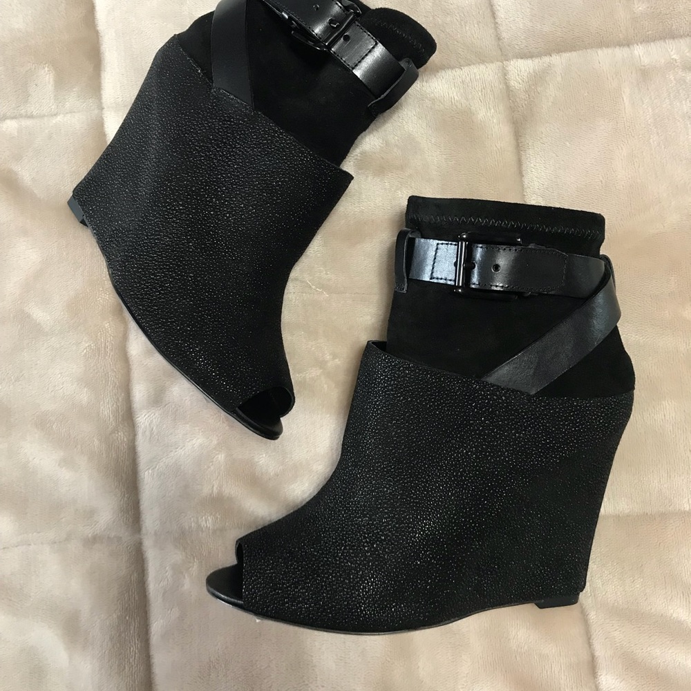 💥SOLD💥 Rebecca Minkoff Sonny Booties